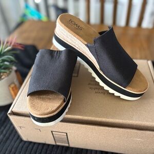 TOMS Black and Tan Women's Mules